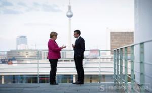 Merkel i Macron najavili duboke reforme EU i zone eura